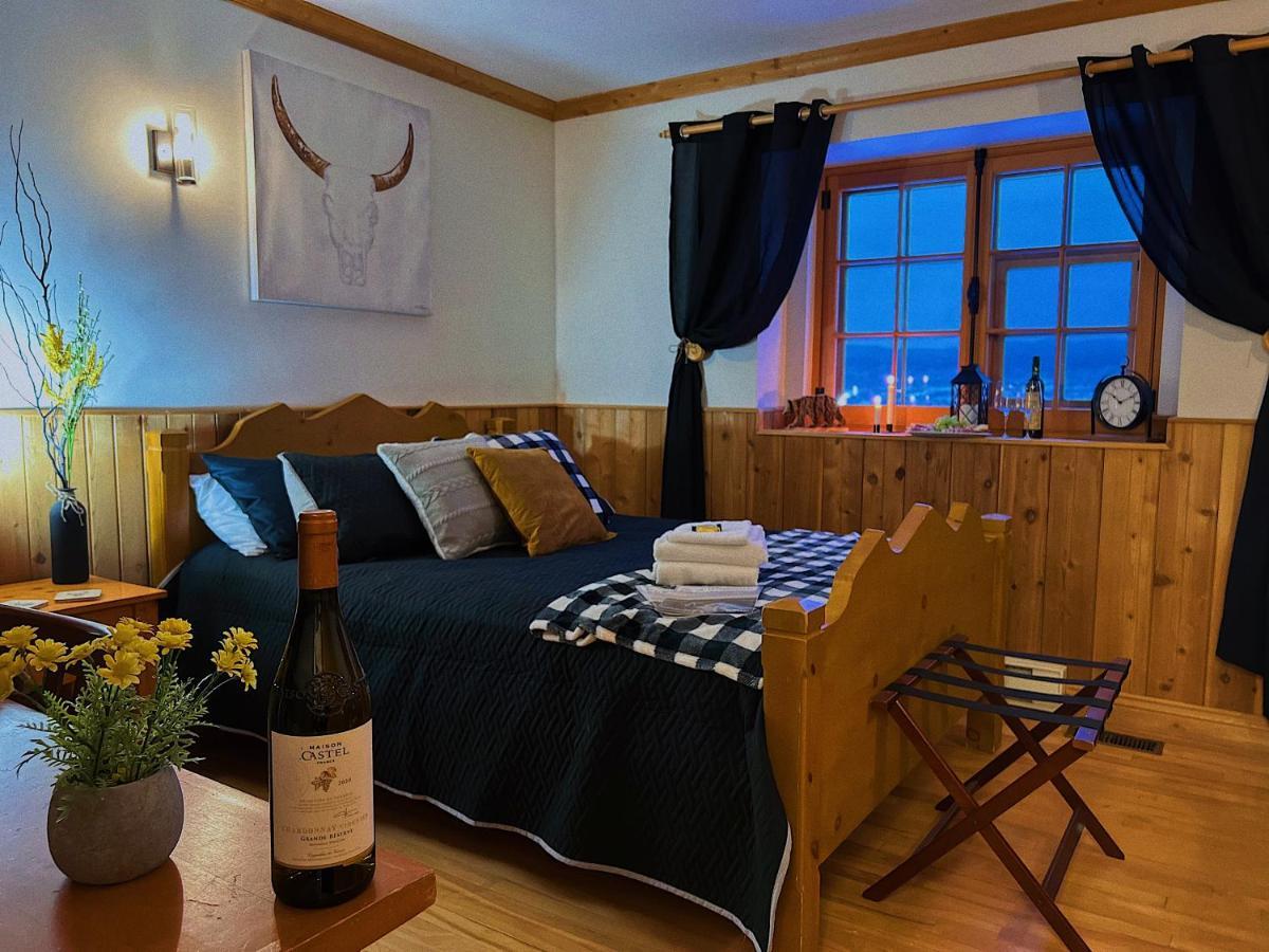 Auberge Au Poste De Traite Sainte-Famille Rum bild